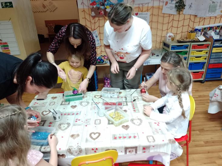 Foto k Prosinec ve �kolce